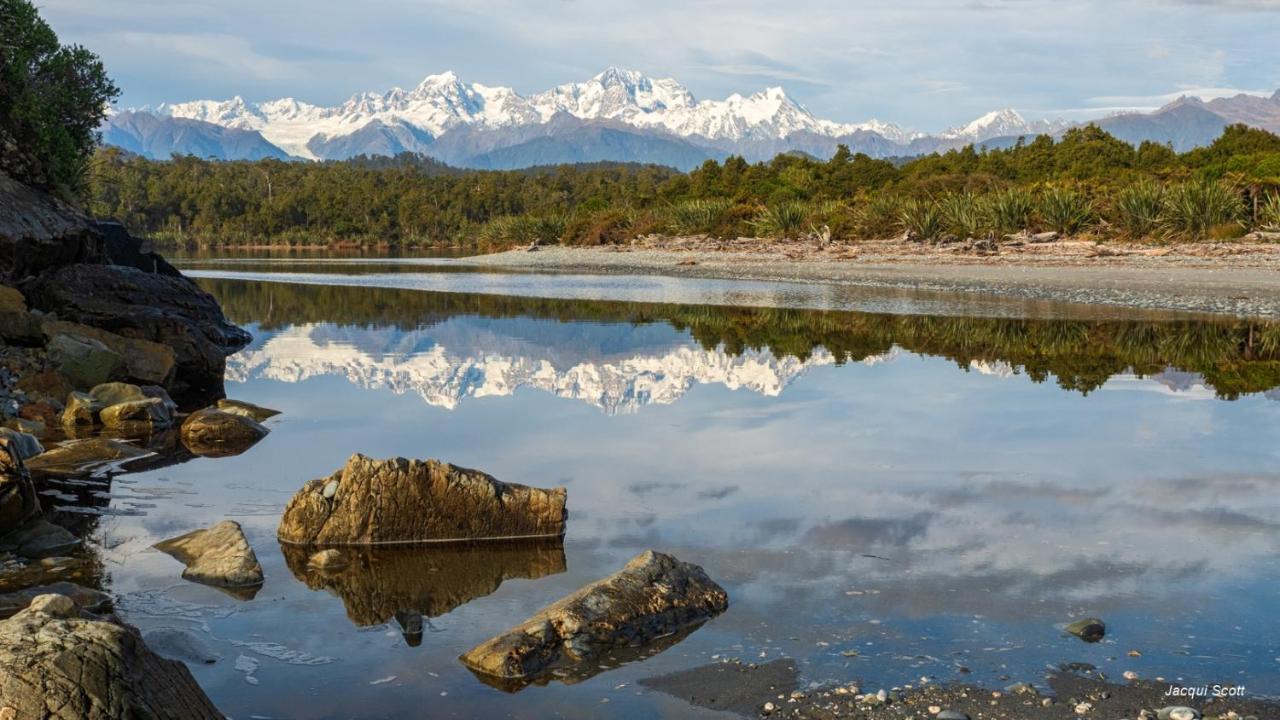 Rainforest Motel Fox Glacier Bagian luar foto