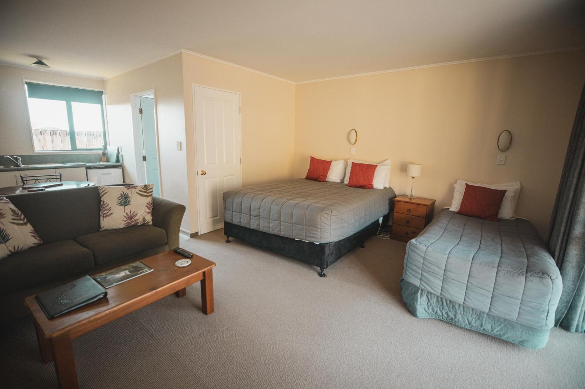 Rainforest Motel Fox Glacier Bagian luar foto